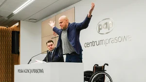 Guzowski wstający z wózka na konferencji Mejzy, to był cyrk