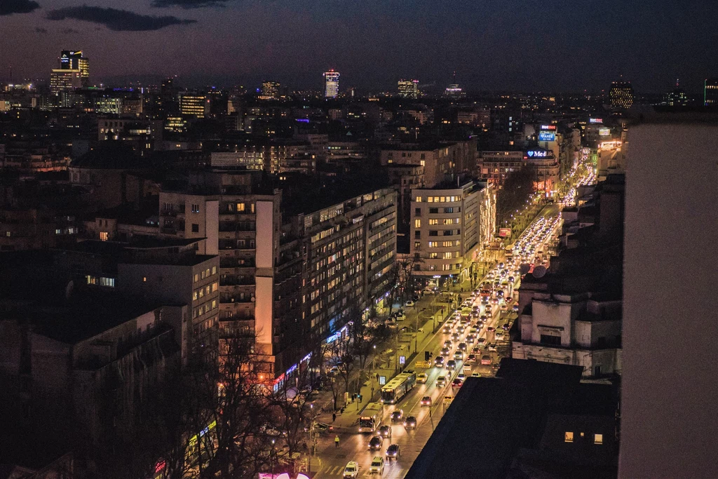 Bukareszt z uwagi na swoją gęstość zaludnienia bywa bardzo zakorkowaną metropolią