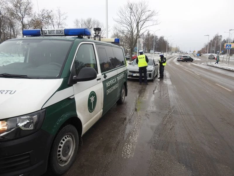 Akcję przeprowadzili policjanci razem z inspektorami ITD