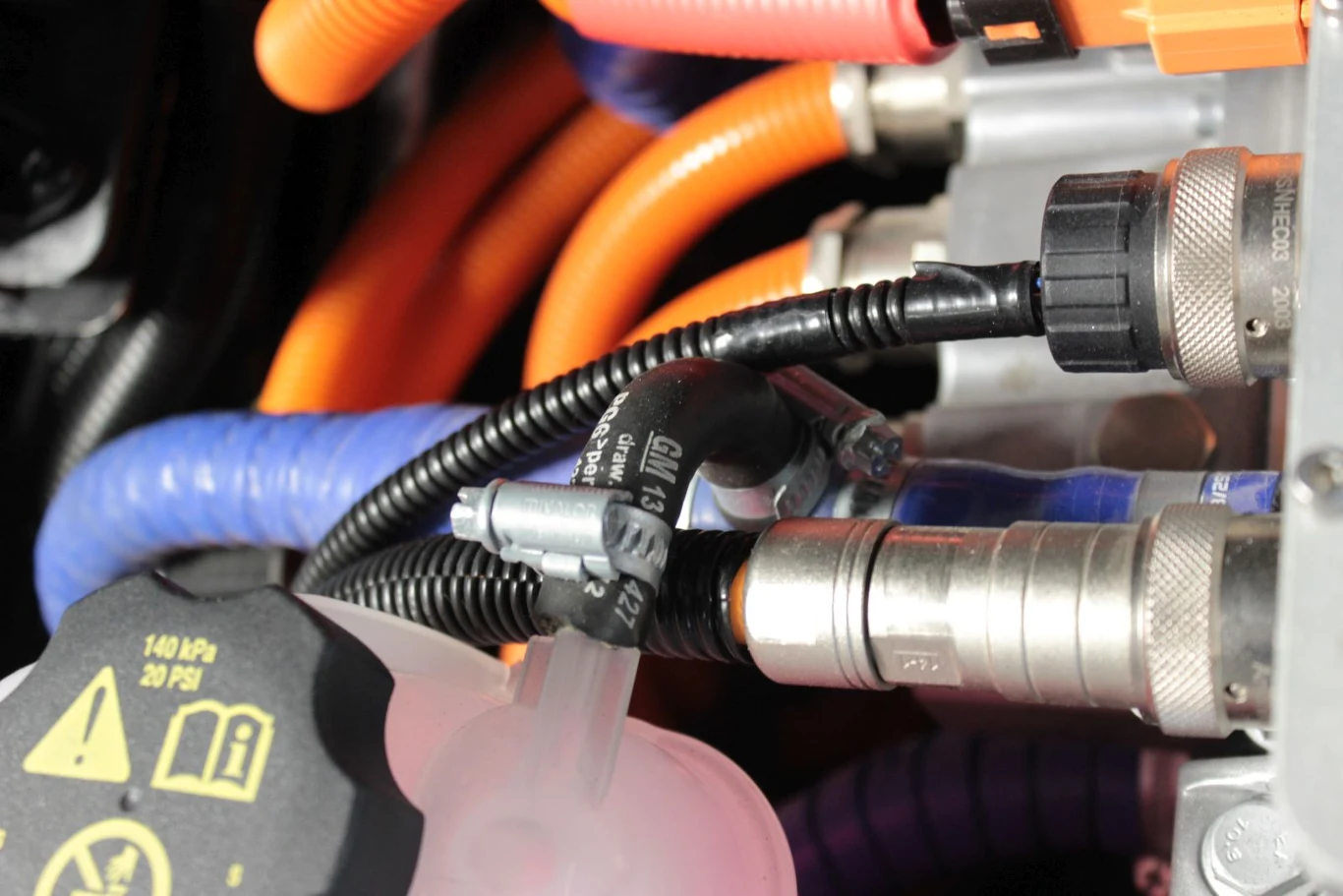 Vosco EV2 - Vosco Automotive FSO Syrena w Kutnie