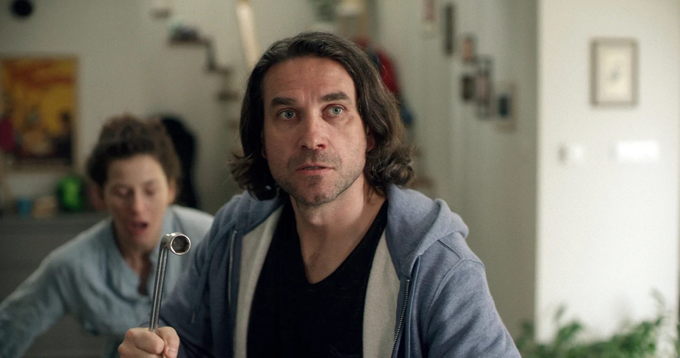 Julia Wyszyńska i Marcin Dorociński w filmie "Biały potok"