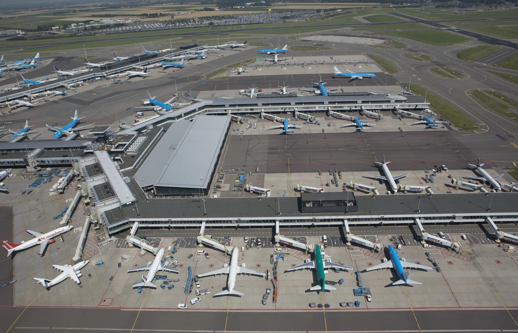 Lotnisko Schiphol w Amsterdamie