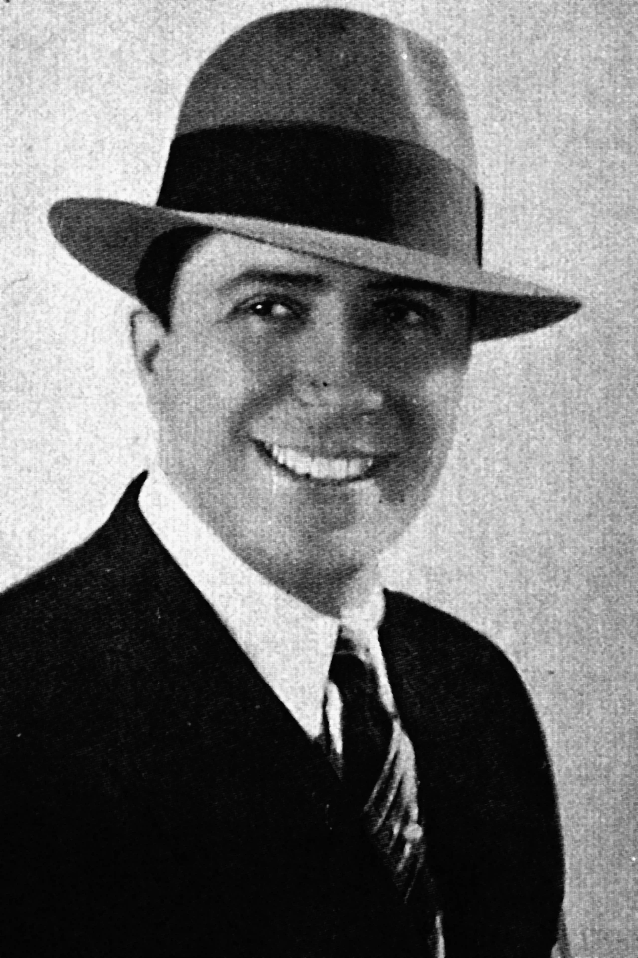 Carlos Gardel. To w dniu jego urodzin, 11 grudnia, obchodzony jest Międzynarodowy Dzień Tanga 