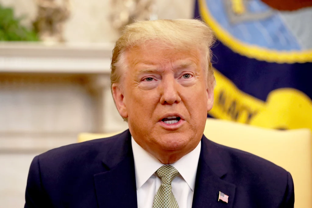Donald Trump, pomimo przegranej w wyborach, nadal ma duże wpływy w partii republikańskiej Donald Trump, pomimo przegranej w wyborach, nadal ma duże wpływy w partii republikańskiej