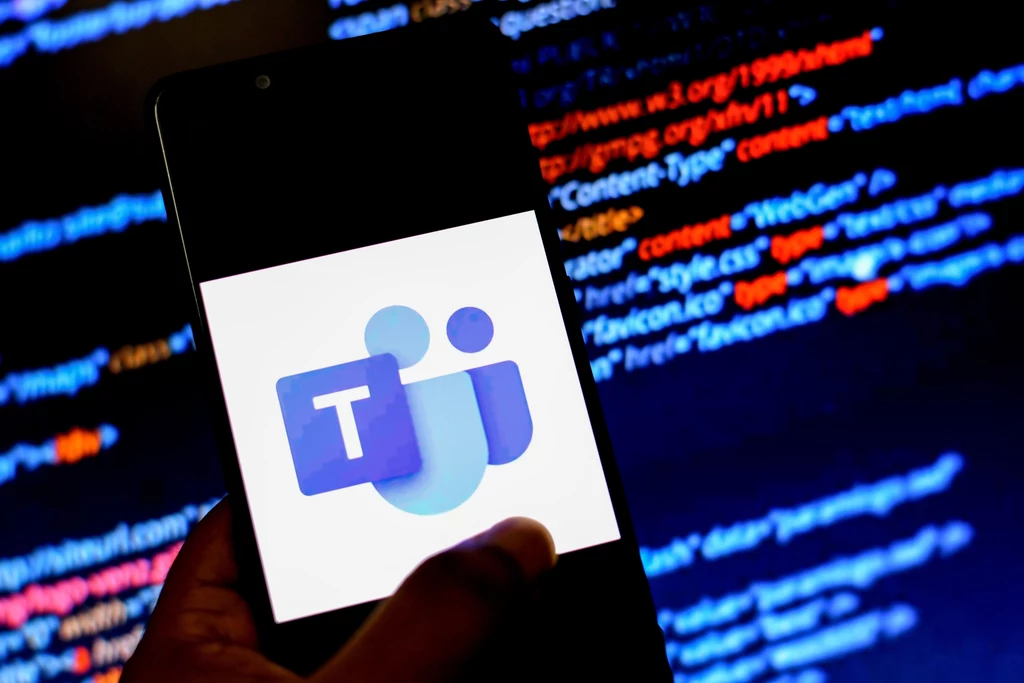 Uwaga na Microsoft Teams na Androida. Czasem uniemożliwia wykonywanie połączeń alarmowych