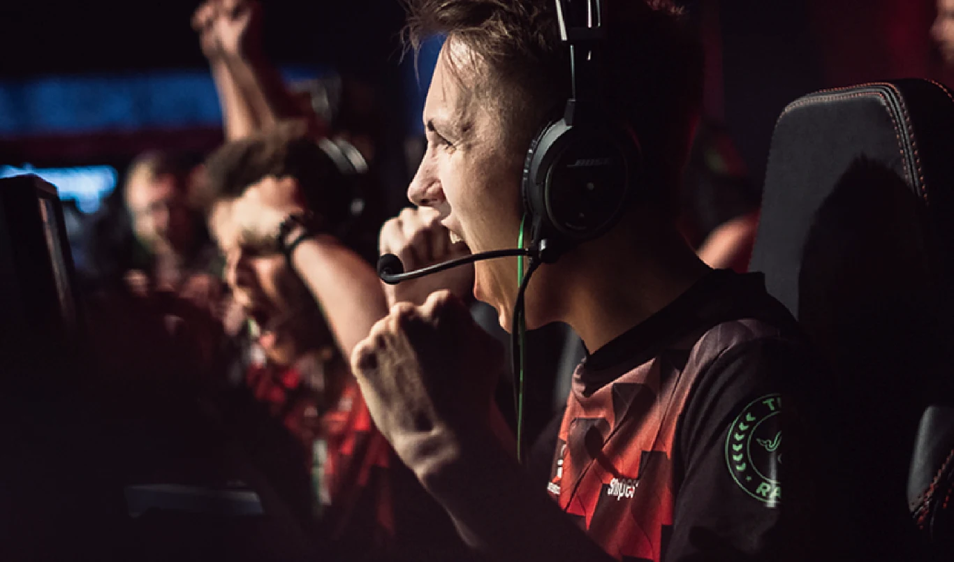 Program Champions Start from Within powstał z troski o zdrowie fanów elektronicznej rozrywki, którzy poświęcają swój czas na rozwój w tej dziedzinie Program Champions Start from Within powstał z troski o zdrowie fanów elektronicznej rozrywki, którzy poświęcają swój czas na rozwój w tej dziedzinie