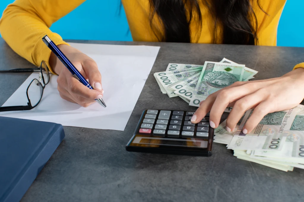 Oprocentowanie obligacji w grudniu pozostanie na niezmienionym poziomie. Zdj. ilustracyjne Oprocentowanie obligacji w grudniu pozostanie na niezmienionym poziomie. Zdj. ilustracyjne