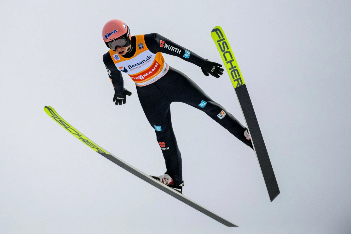 Karl Geiger pozostał liderem Pucharu Świata Karl Geiger pozostał liderem Pucharu Świata