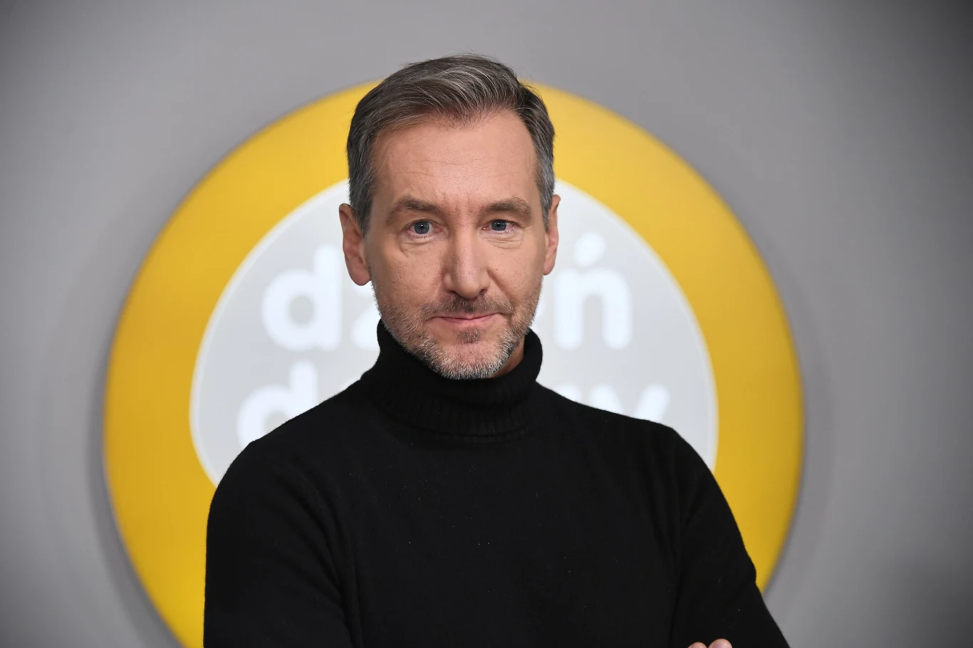 Piotr Kraśko znalazł się w centrum zainteresowania dziennikarzy z powodu wyroku w sprawie prowadzenia pojazdu bez uprawnień Piotr Kraśko znalazł się w centrum zainteresowania dziennikarzy z powodu wyroku w sprawie prowadzenia pojazdu bez uprawnień