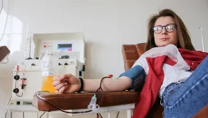 Oddawanie szpiku. Kto i jak może zostać dawcą? Podstawowe informacje