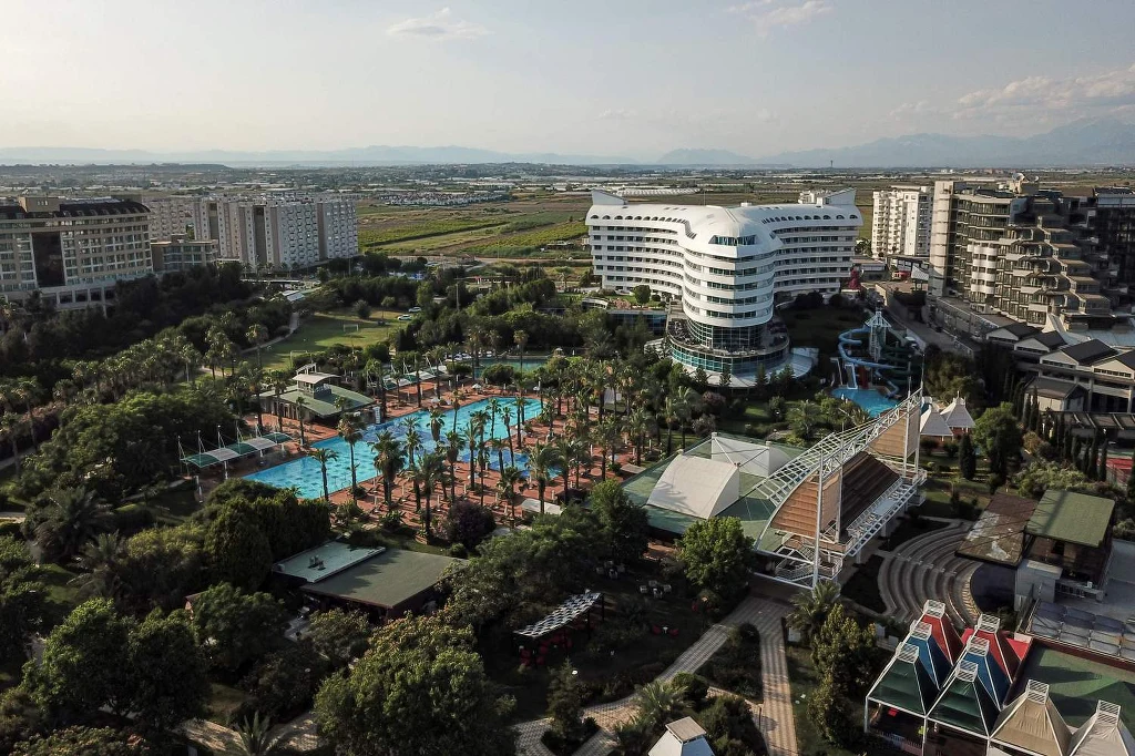Antalya, hotele w dzielnicy Lara