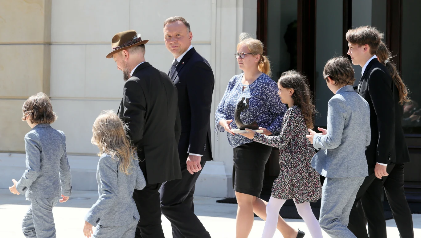 Joszko Broda z rodziną na spotkaniu z Andrzejem Dudą Joszko Broda z rodziną na spotkaniu z Andrzejem Dudą