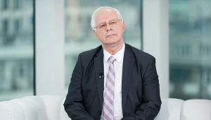 Jerzy Zięba zorganizował wykład w Nowym Sączu. 230 osób było bez maseczek