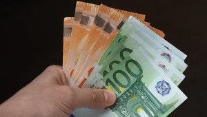 Obecnie 38 proc. średnich i dużych firm prywatnych w Polsce chciałoby, aby Polska przyjęła euro