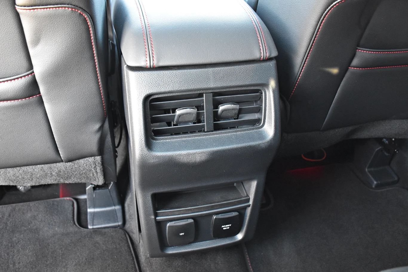 Ford S-Max ST-Line Hybrid