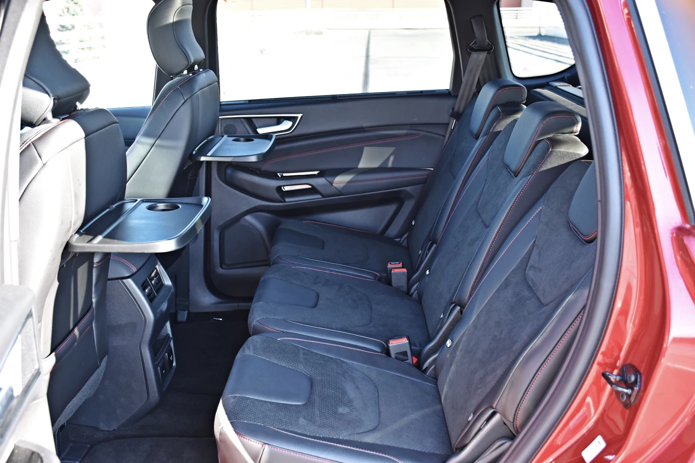 Ford S-Max ST-Line Hybrid