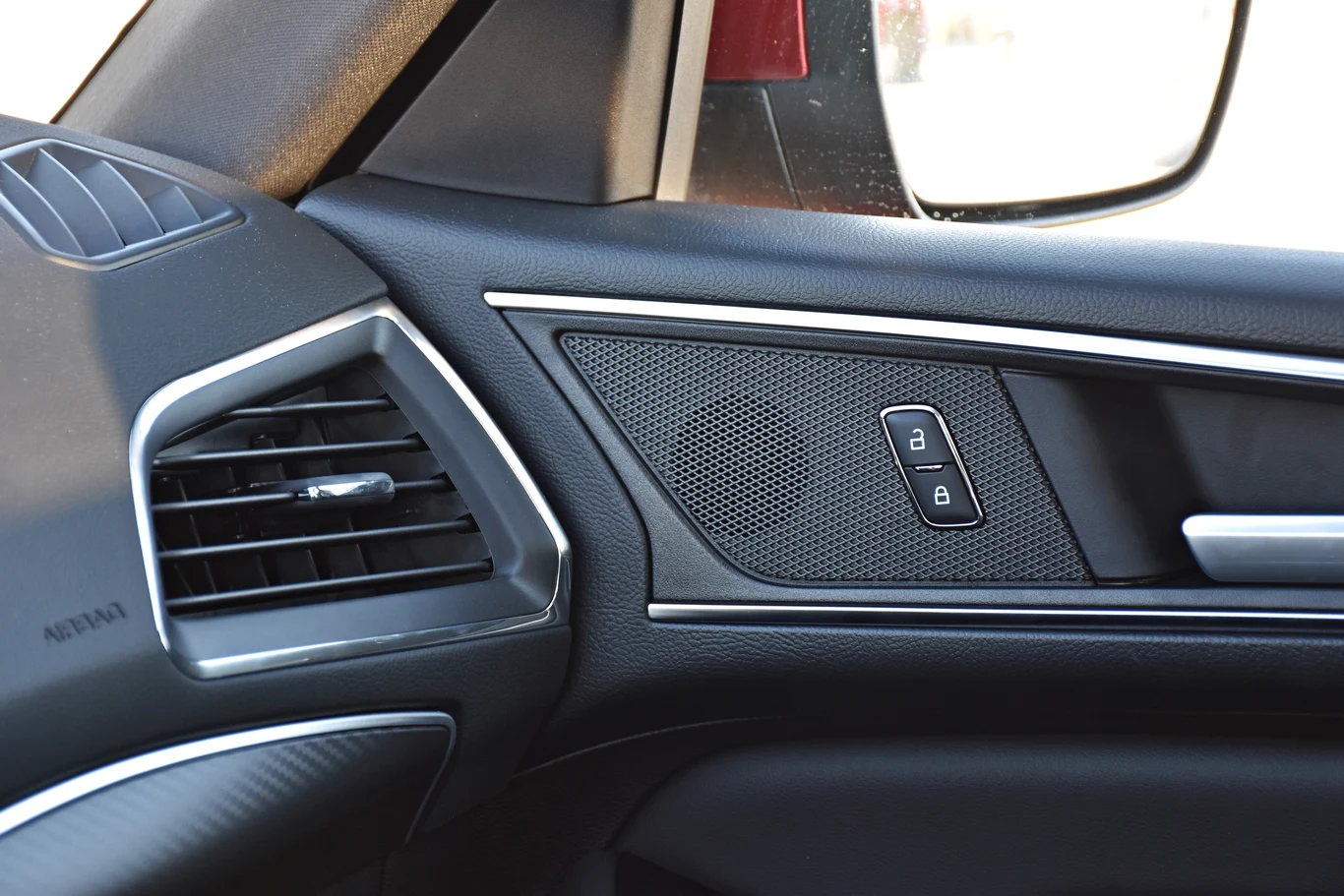 Ford S-Max ST-Line Hybrid