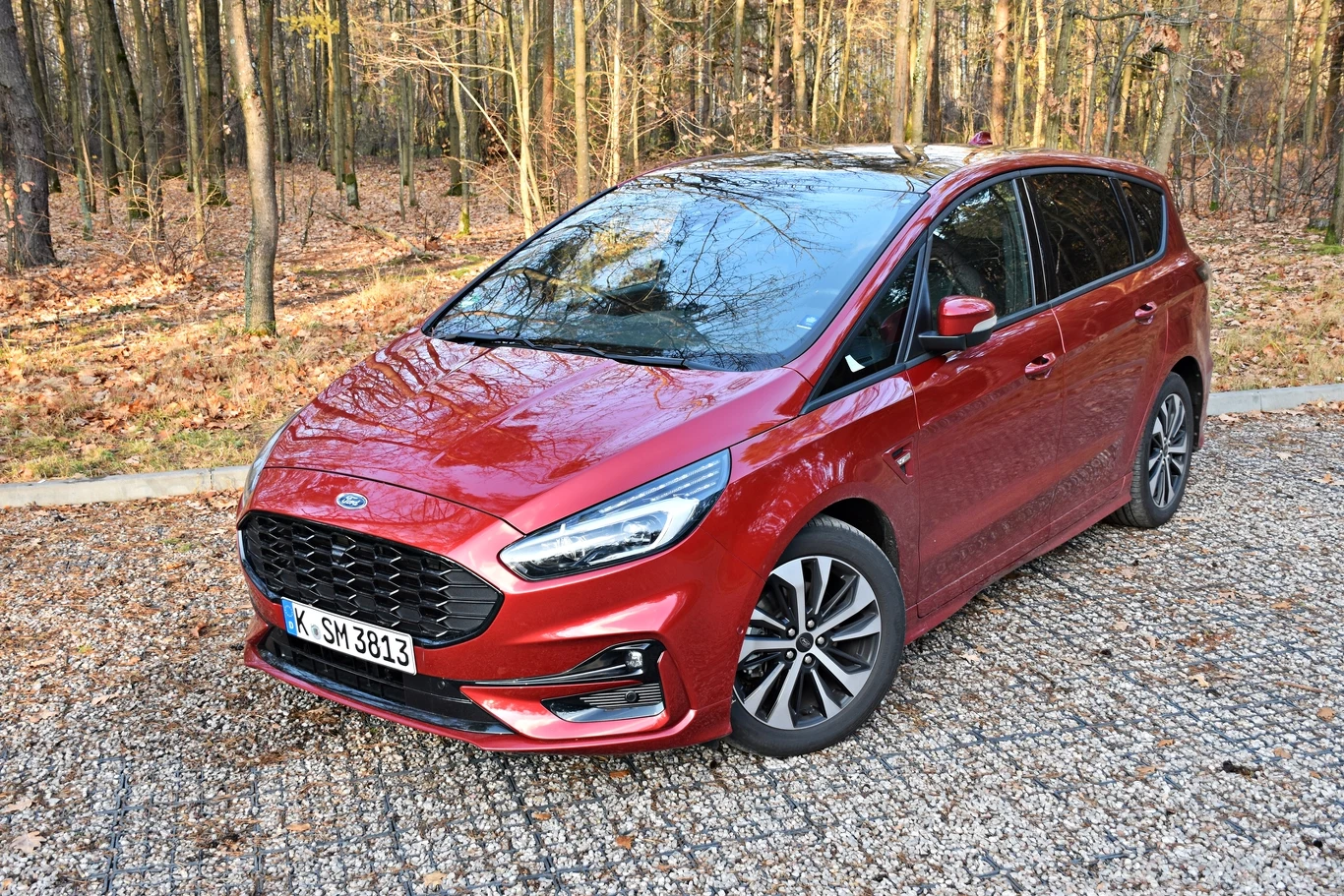 Ford S-Max ST-Line Hybrid