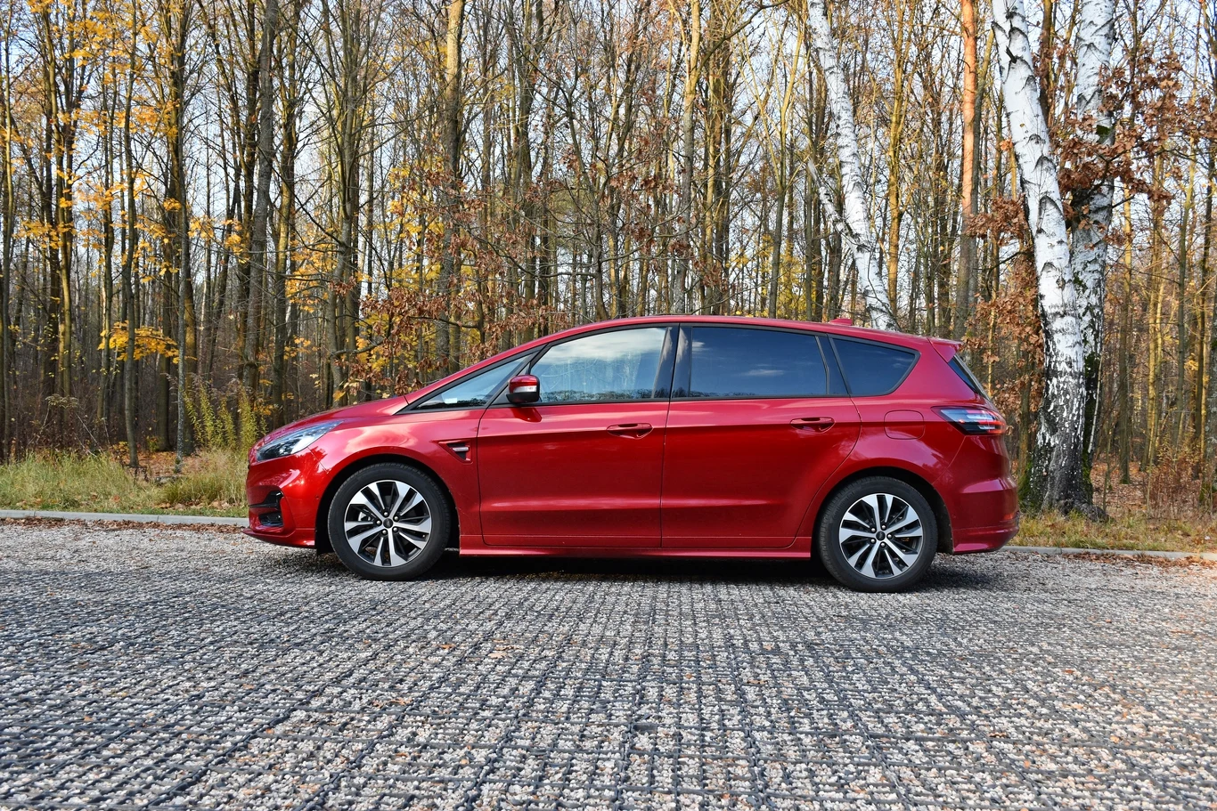 Ford S-Max ST-Line Hybrid