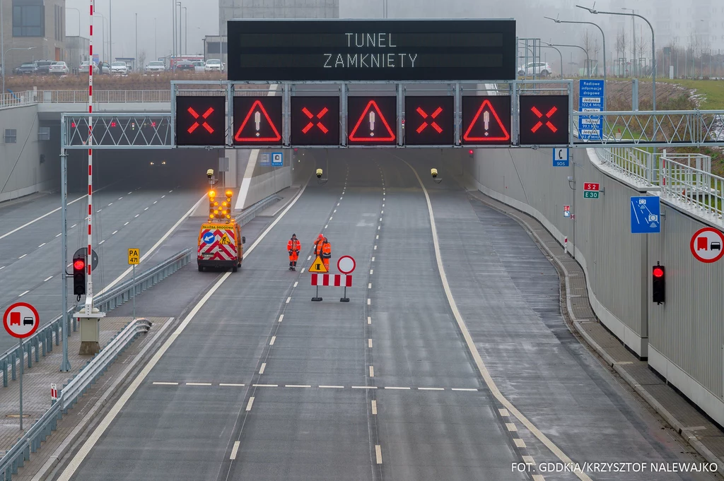 Tunel na S2 w Warszawie może być otwarty jeszcze przed świętami. 