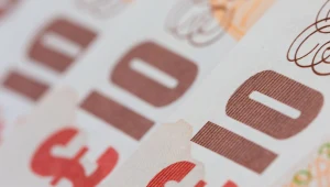 Bank Anglii. Główna stopa procentowa w górę o 15 pb. do 0,25 proc.