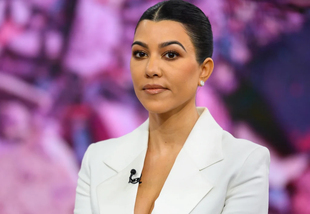 kourtney kardashian kourtney kardashian