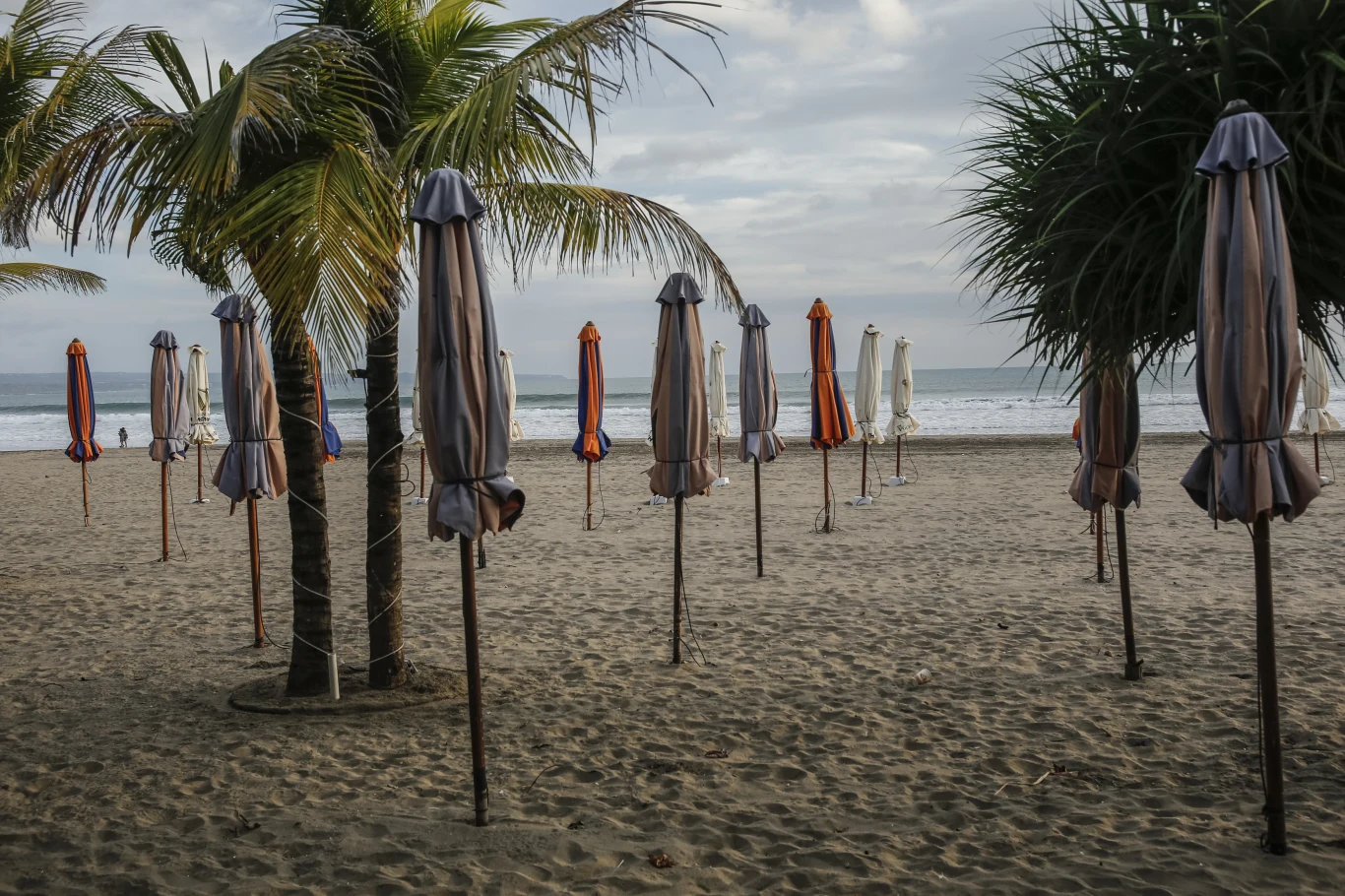 Jedynym ratunkiem dla branży turystycznej na Bali są sami Indonezyjczycy, którzy odwiedzają wyspę Jedynym ratunkiem dla branży turystycznej na Bali są sami Indonezyjczycy, którzy odwiedzają wyspę