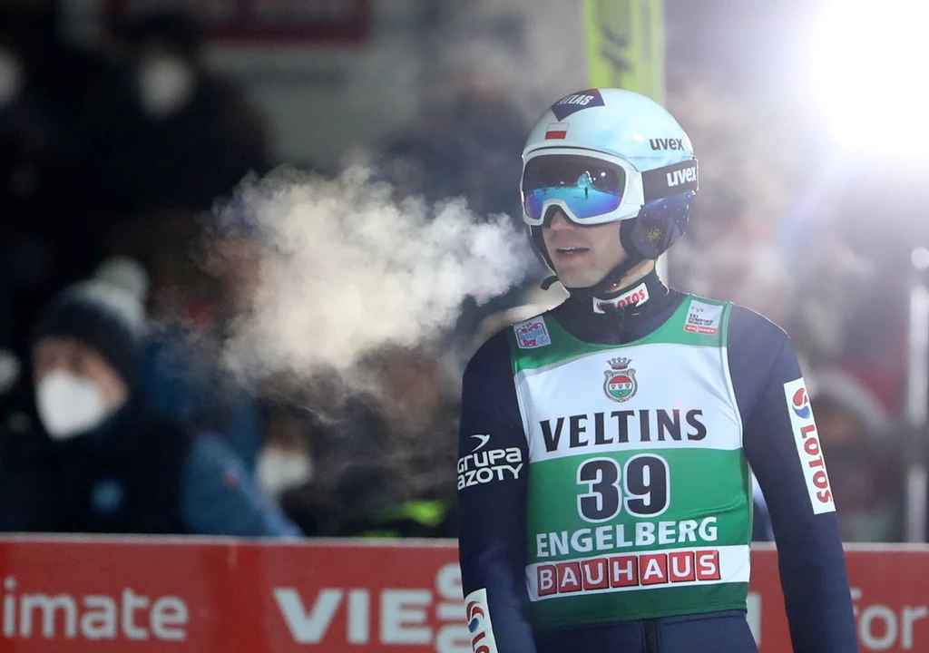 Skoki narciarskie. Kamil Stoch pojedzie na Turniej Czterech Skoczni jako obrońca trofeum Złotego Orła