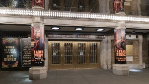 Przedstawienia nie będzie - kolejne przypadki koronawirusa na Broadwayu nie pozwalają pracować teatrom