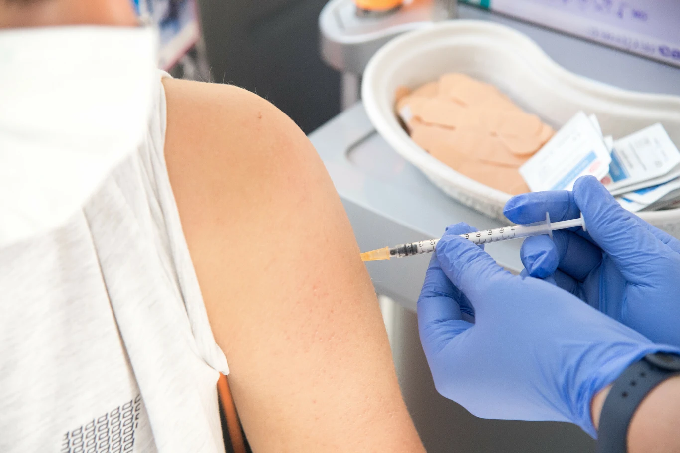 Chcesz sprawdzić poziom przeciwciał po szczepieniu? Nie rób tego od razu po przyjęciu szczepionki