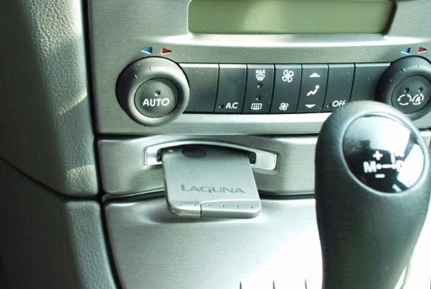 Karta Hands Free w Renault Laguna II Karta Hands Free w Renault Laguna II