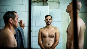 "Backdoor - wyjście awaryjne" oglądać można w serwisie Polsat Box Go