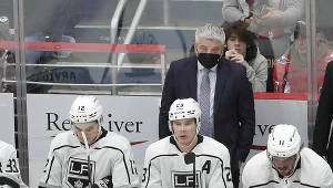 Hokej za oceanem sparaliżowany przez Covid-19