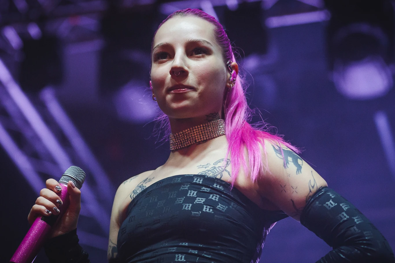 Young Leosia wyprzedaje Torwar i oddaje wynagrodzenie Young Leosia wyprzedaje Torwar i oddaje wynagrodzenie