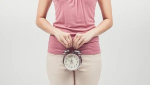 Okres, który trwa dzień lub dwa, to ważny sygnał od organizmu. Co może oznaczać? 