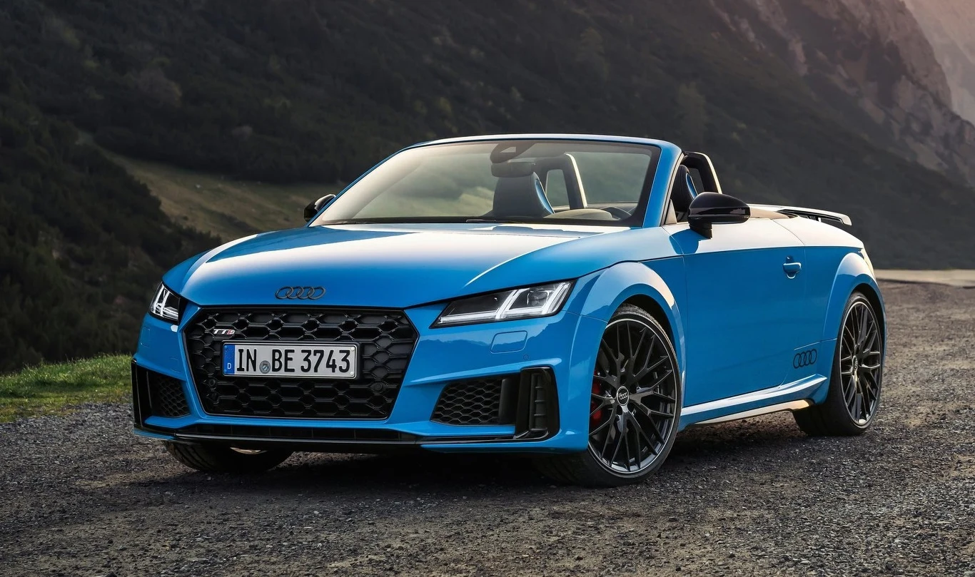 W 2018 r. z (polskiej) oferty Audi zniknęło designerskie TT. Sportowe coupe, które w topowej wersji osiągało prędkość 100 km/h po niespełna czterech sekundach od startu. I komu to przeszkadzało...