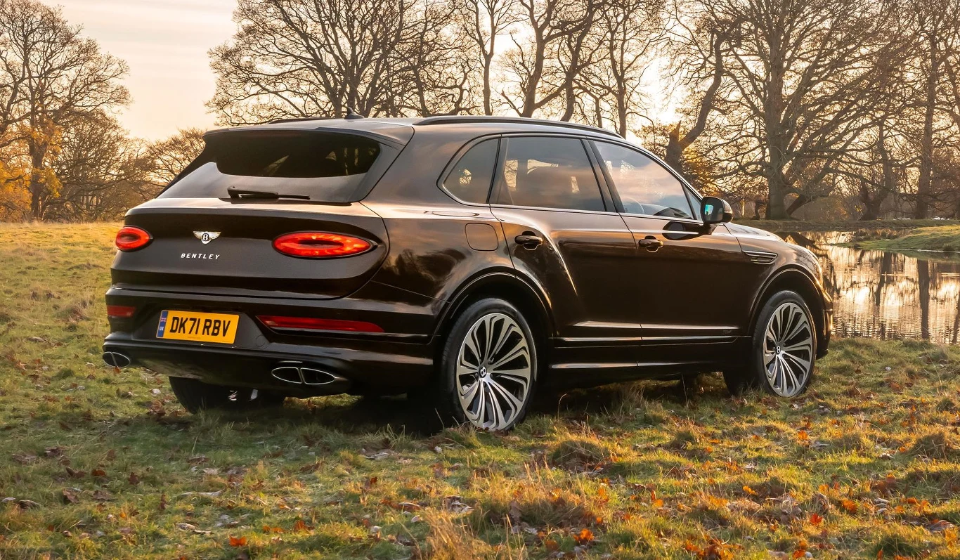 ​Bentley Bentayga Outdoor Pursuits 