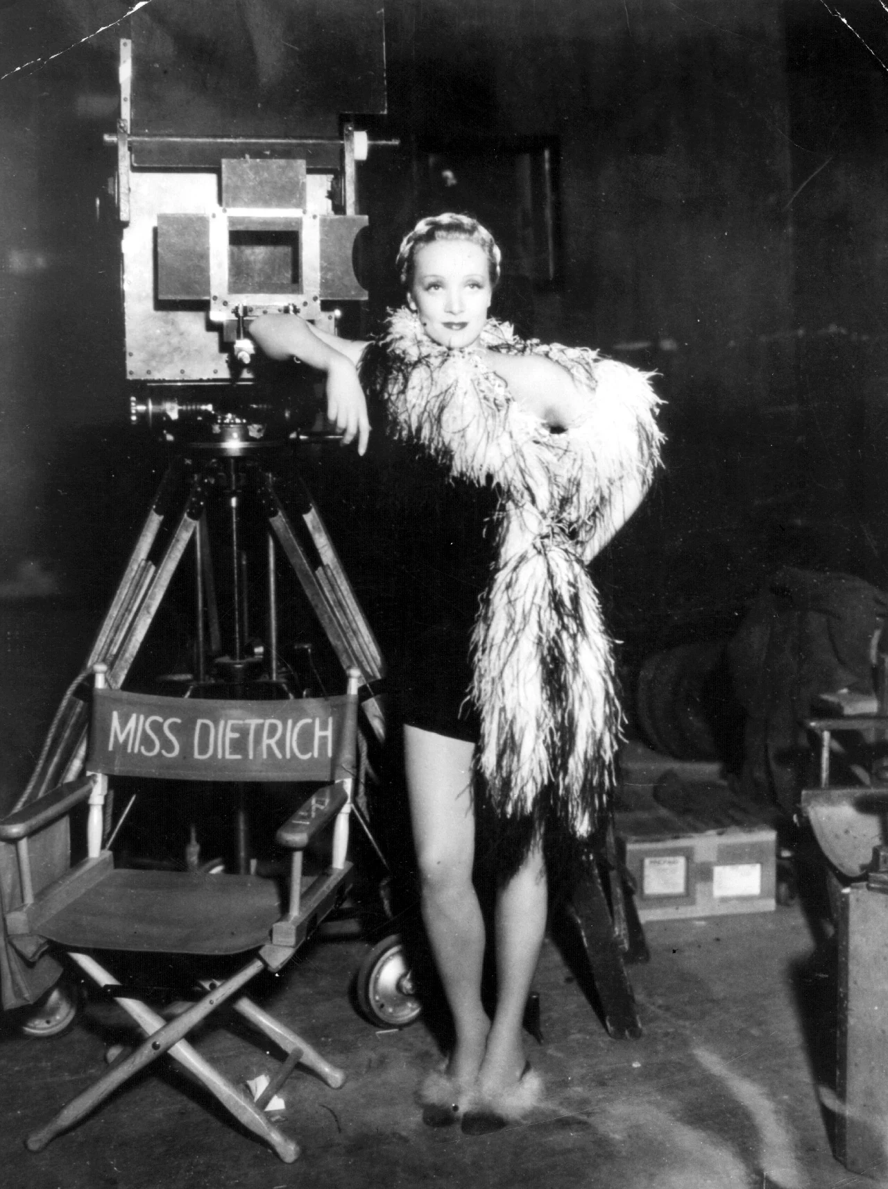 Marlene Dietrich na planie w 1935 roku 