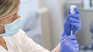 Obowiązkowe szczepienia dla medyków. Nowe informacje
