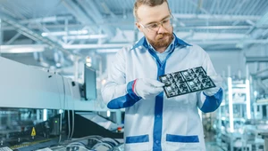 Producenci elektroniki oraz firmy z branży motoryzacyjnej wracają do realizacji pełnych planów produkcyjnych