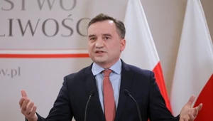 Minister sprawiedliwości Zbigniew Ziobro podczas konferencji prasowej 