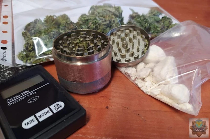 Opolskie. Kierowca przewoził znaczne ilości narkotyków