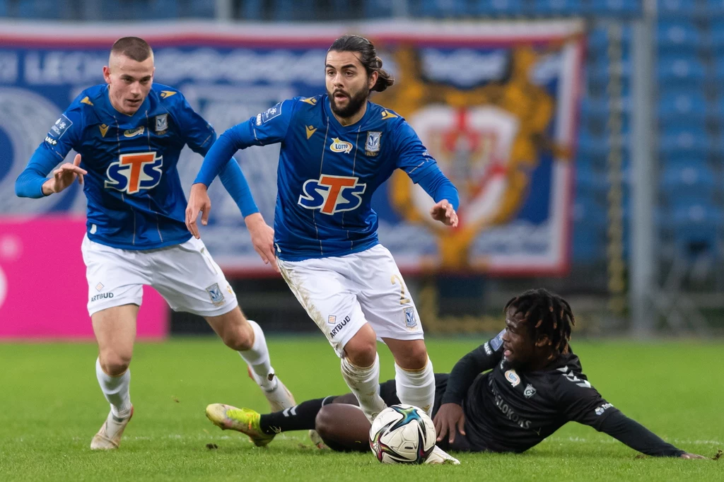 Jakub Kamiński i João Amaral podczas meczu Lech Poznań - Górnik Zabrze w PKO Ekstraklasie