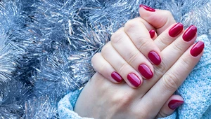 Mulled wine nails i inne. Proste, świąteczne zdobienia, które wykonasz sama