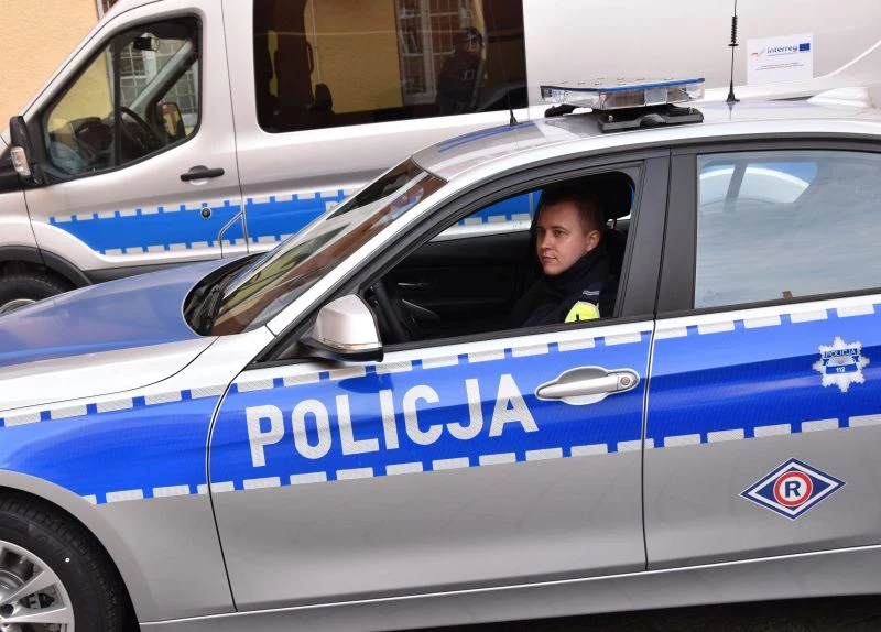 W 2022 roku flotę policji zasili 100 nieoznakowanych radiowozów