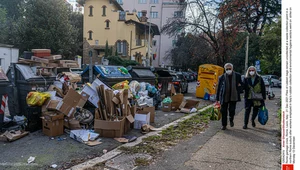 Kryzys śmieciowy w Rzymie. Władze: nie pakujcie prezentów w papier