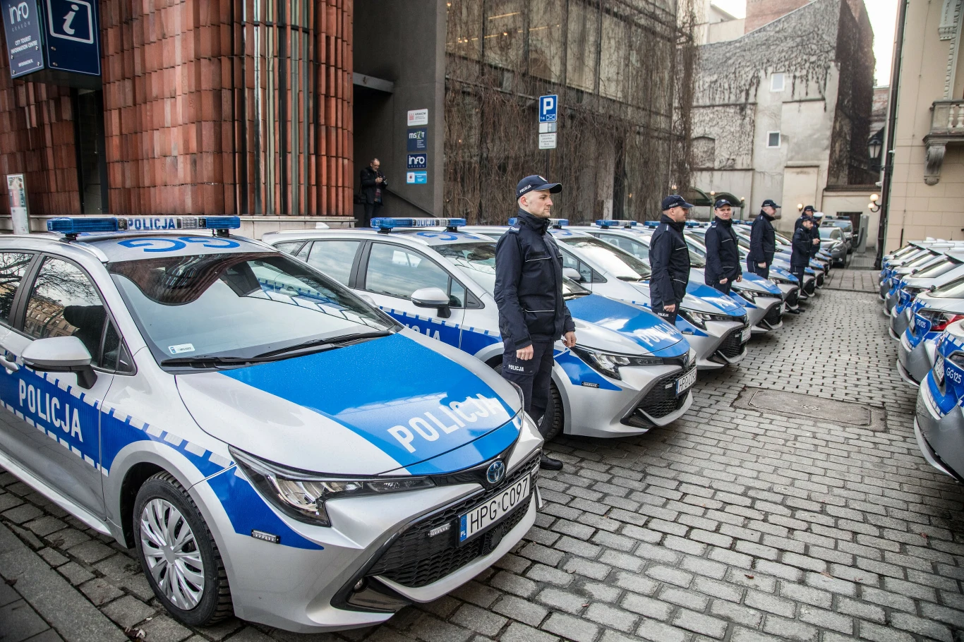 W ostatnich latach policja inwestowała głównie w Toyoty Corolle oraz BMW serii 3