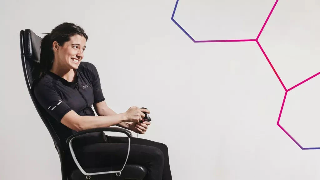 OWO Game oferuje 30 różnych odczuć, w tym ukąszenie, ugodzenie nożem i inne nieprzyjemne wrażenia OWO Game oferuje 30 różnych odczuć, w tym ukąszenie, ugodzenie nożem i inne nieprzyjemne wrażenia