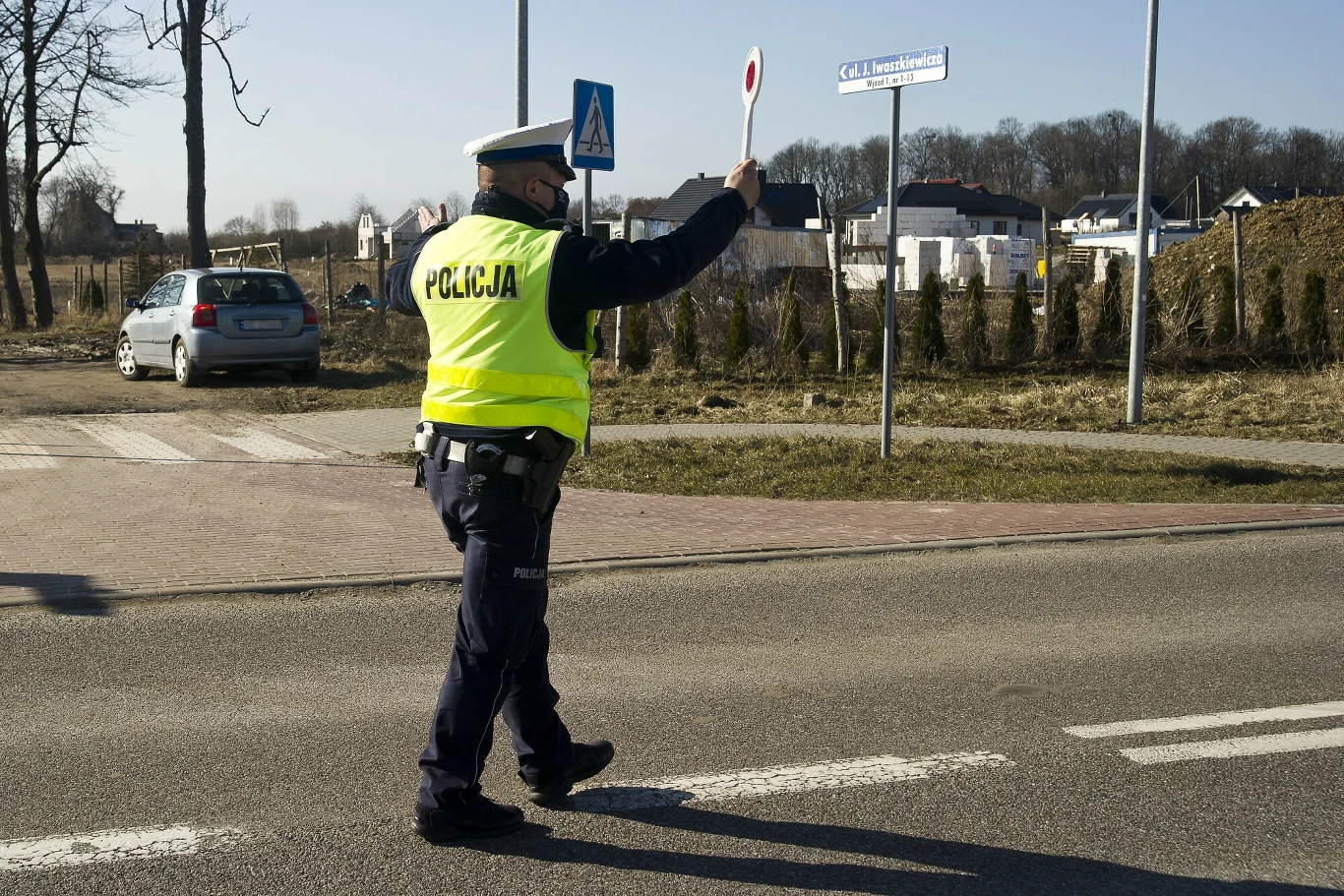 Jak co roku w okresie świąt Bożego Narodzenia, policja zwiększa liczbę patroli Jak co roku w okresie świąt Bożego Narodzenia, policja zwiększa liczbę patroli