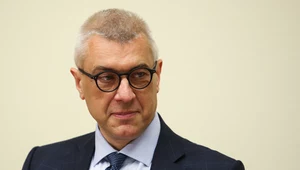 Gumowe ucho z opóźnionym zapłonem